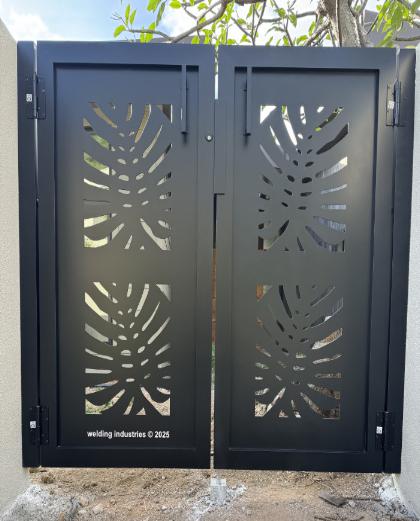 lumahai front door